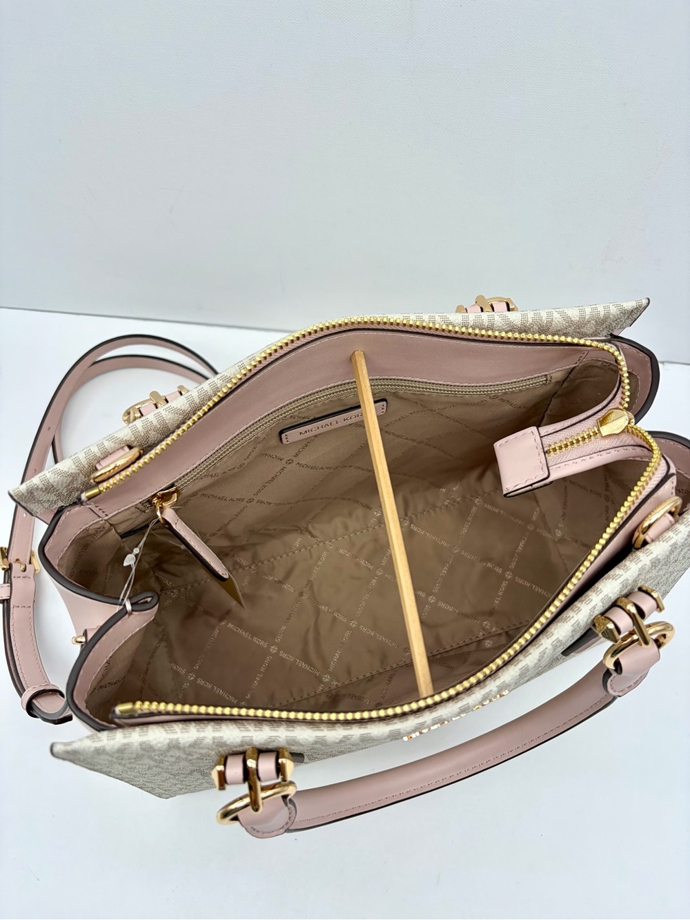 Michael Kors Marilyn Medium Signature Logo Convertible Satchel Crossbody Bag NWT - Picture 7 of 16